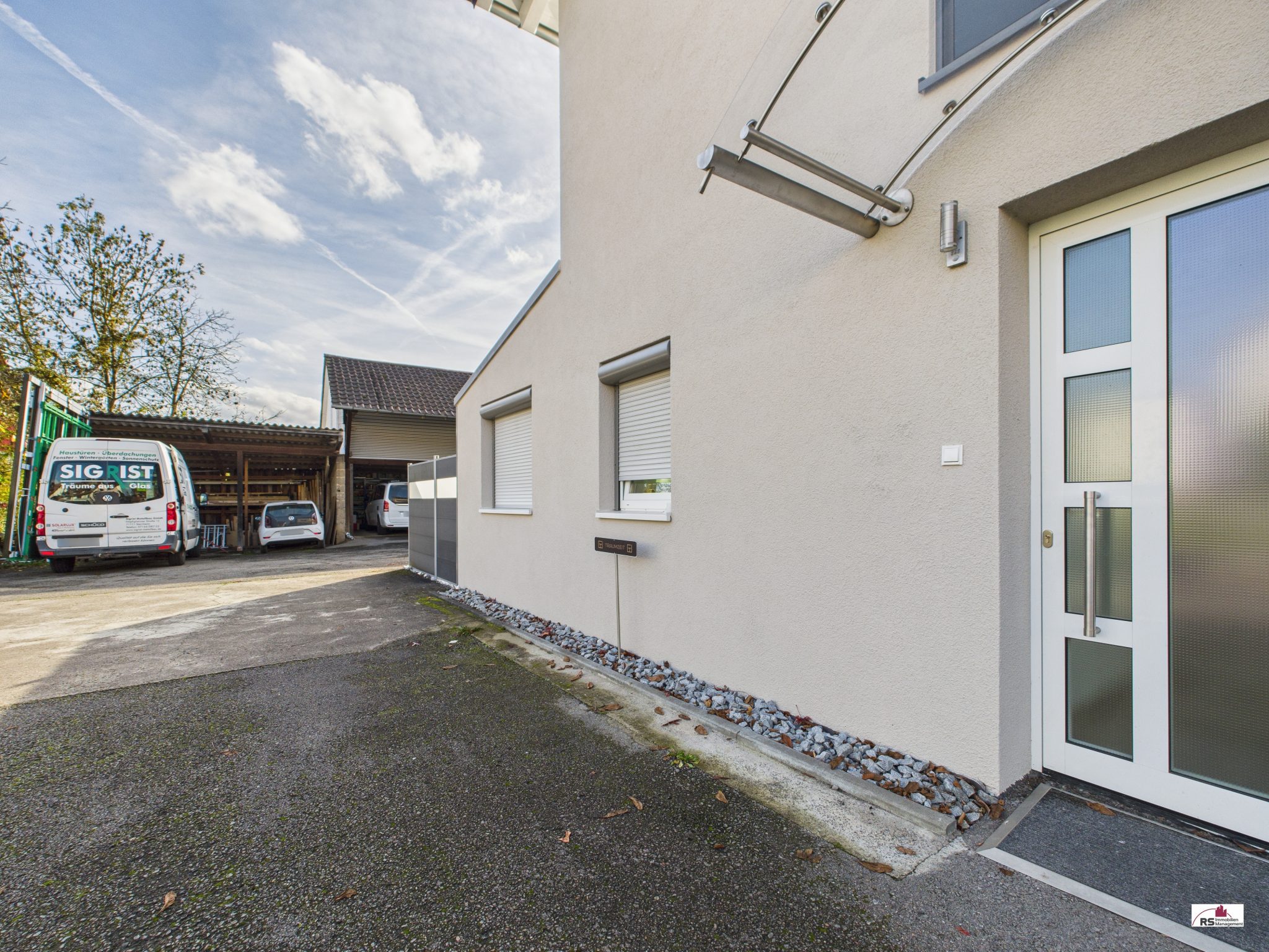 CAM04995G0-PR0048-STILL012